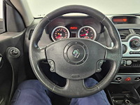 Renault mégane coupé-cabriolet 1.6-16v dynam.luxe , 53-rz-xx - afbeelding 15 van  17