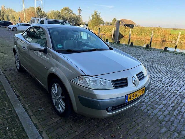 Renault mégane coupé-cabriolet 2.0 16v privilège luxe automaat, 48-rg-tp - afbeelding 3 van  23