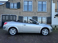Renault mégane coupé-cabriolet 2.0 16v privilège luxe automaat, 48-rg-tp - afbeelding 17 van  23
