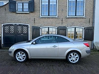 Renault mégane coupé-cabriolet 2.0 16v privilège luxe automaat, 48-rg-tp - afbeelding 18 van  23