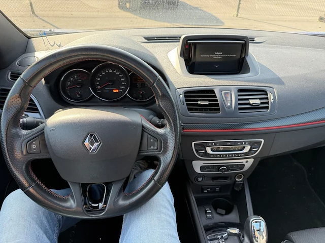 Renault megane coupe-cabriolet cc 1.5 dci gt-line edc 110 at, 2015 - afbeelding 9 van  37
