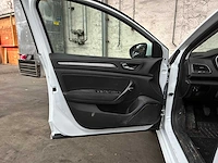 Renault mégane estate 1.0 tce zen 114pk 2022, r-036-xn - afbeelding 20 van  37