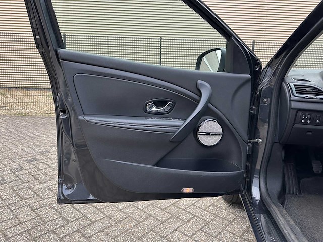 Renault mégane estate 1.2 tce bose 132pk 2014, 2-tpx-66 - afbeelding 19 van  36