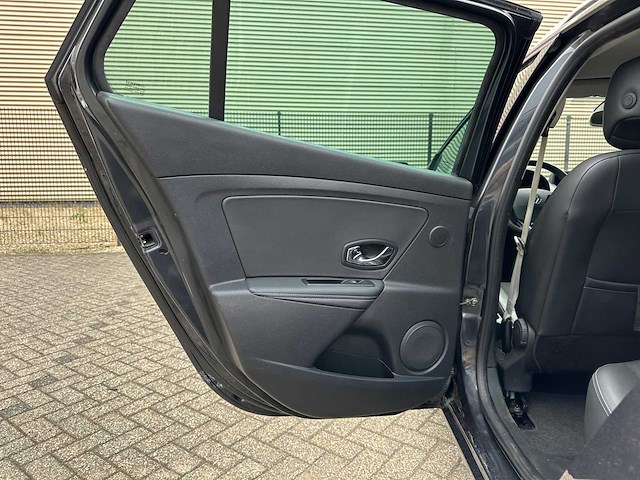 Renault mégane estate 1.2 tce bose 132pk 2014, 2-tpx-66 - afbeelding 22 van  36