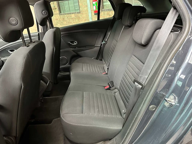 Renault mégane estate 1.2 tce limited 116 2016, h-092-zx - afbeelding 30 van  41