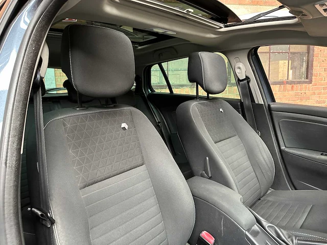 Renault mégane estate 1.2 tce limited 116 2016, h-092-zx - afbeelding 33 van  41