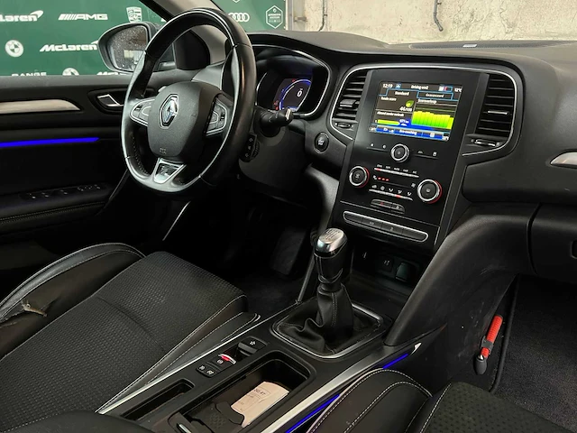 Renault mégane estate 1.3 tce bose 116pk 2020, g-241-xt - afbeelding 22 van  35