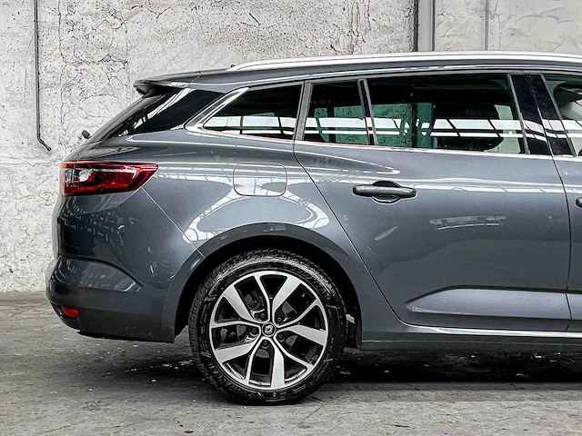 Renault mégane estate 1.3 tce bose 116pk 2020, g-241-xt - afbeelding 33 van  35