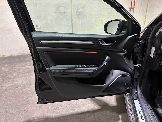 Renault mégane estate 1.3 tce bose 116pk 2020, h-206-fx - afbeelding 24 van  42