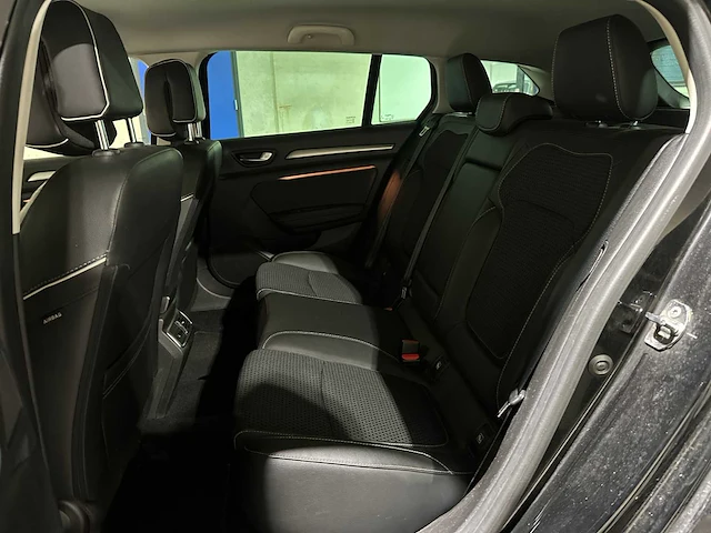 Renault mégane estate 1.3 tce bose 116pk 2020, h-206-fx - afbeelding 28 van  42