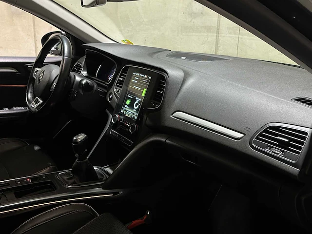 Renault mégane estate 1.3 tce bose 116pk 2020, h-206-fx - afbeelding 33 van  42