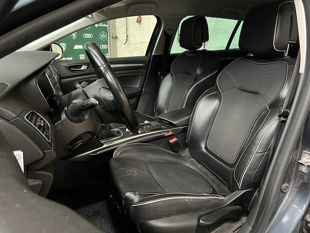 Renault mégane estate 1.3 tce bose 140pk 2020, h-226-pv - afbeelding 30 van  44