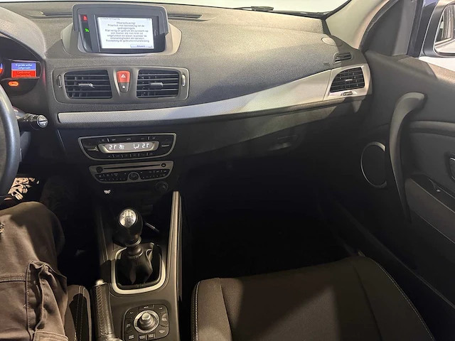 Renault mégane estate 1.4 tce dynamique, 14-jrf-3 - afbeelding 3 van  15