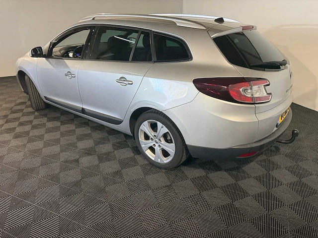 Renault mégane estate 1.4 tce dynamique, 14-jrf-3 - afbeelding 8 van  15