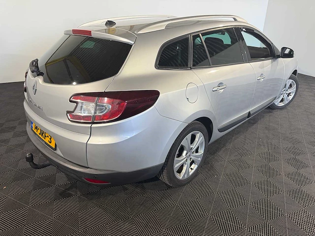 Renault mégane estate 1.4 tce dynamique, 14-jrf-3 - afbeelding 11 van  15