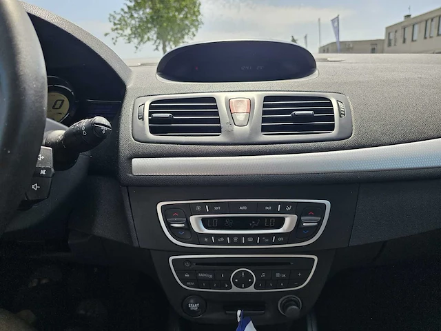 Renault mégane estate 1.4 tce dynamique, 53-ksk-3 - afbeelding 3 van  17