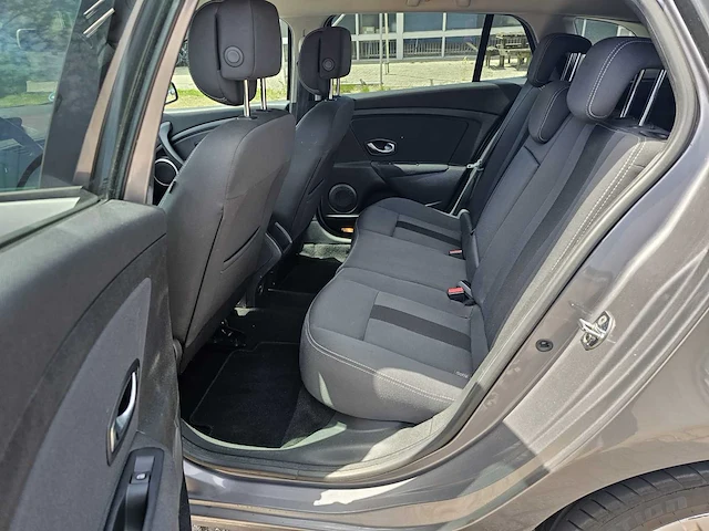 Renault mégane estate 1.4 tce dynamique, 53-ksk-3 - afbeelding 2 van  17