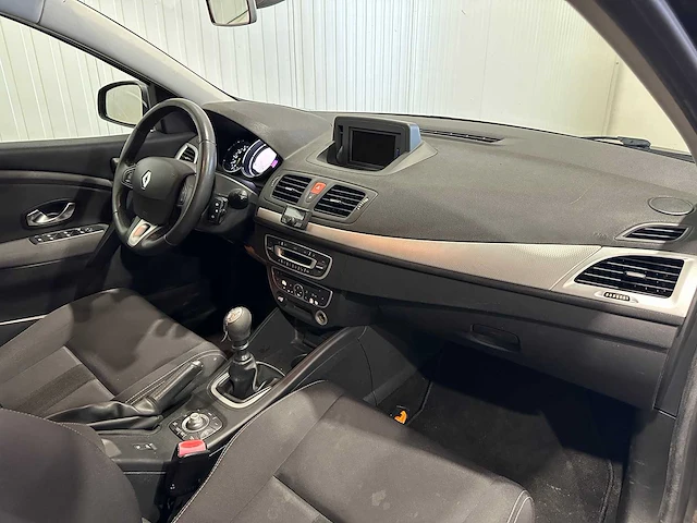 Renault mégane estate 1.4 tce dynamique 71-nlt-1 - afbeelding 3 van  24