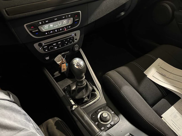 Renault mégane estate 1.5 dci expression, 5-kzg-20 - afbeelding 2 van  17