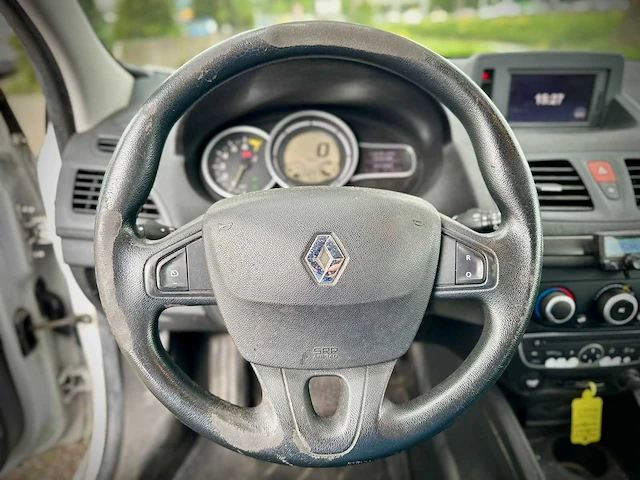 Renault megane estate 1.6 expression, 43-lll-1 - afbeelding 8 van  18