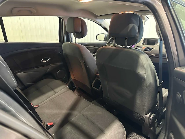 Renault mégane estate 1.6 expression zf-621-s - afbeelding 4 van  22