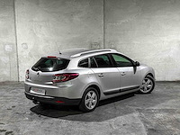 Renault mégane estate 1.9 dci dynamique 131pk 2010, 7-xnn-90 - afbeelding 2 van  40