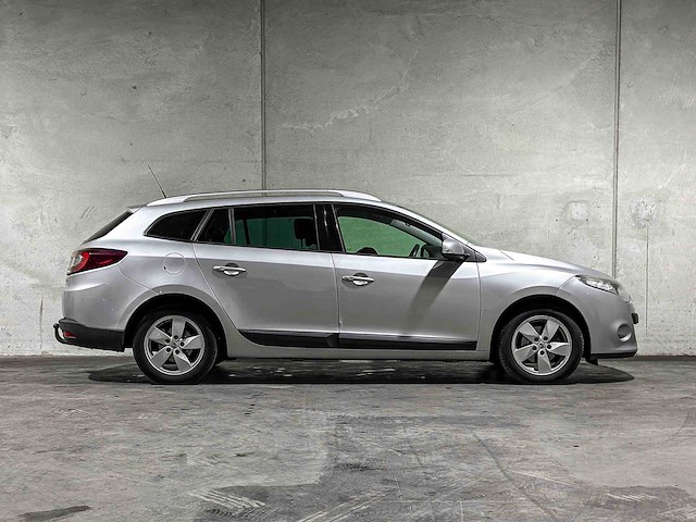 Renault mégane estate 1.9 dci dynamique 131pk 2010, 7-xnn-90 - afbeelding 38 van  40