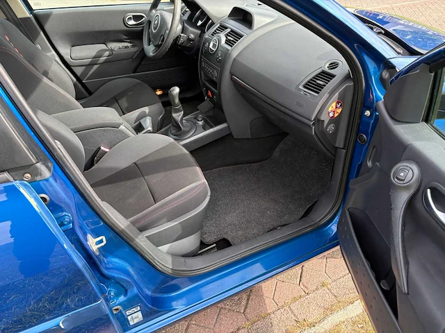 Renault mégane grand tour 1.6 16v business line, 12-xh-fh - afbeelding 7 van  30