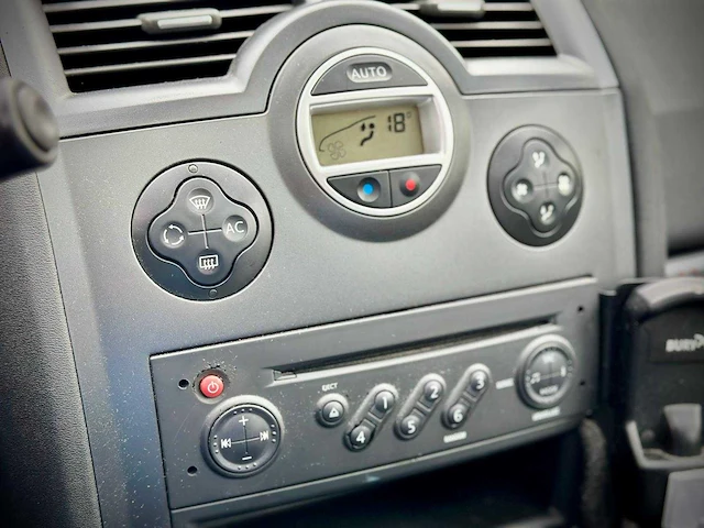 Renault mégane grand tour 1.6 16v business line, 60xxhr - afbeelding 7 van  17