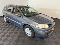 Renault mégane grand tour 1.6-16v dynam, 15-tj-pp - afbeelding 11 van  15