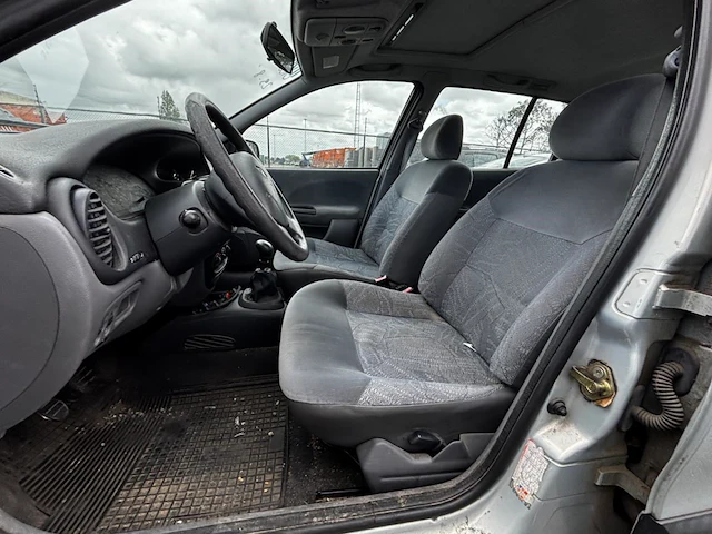Renault megane,2000 - afbeelding 31 van  32