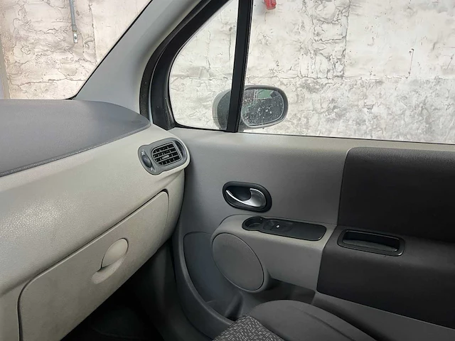 Renault modus 1.4-16v 98pk 2005, 51-rb-dv - afbeelding 17 van  35
