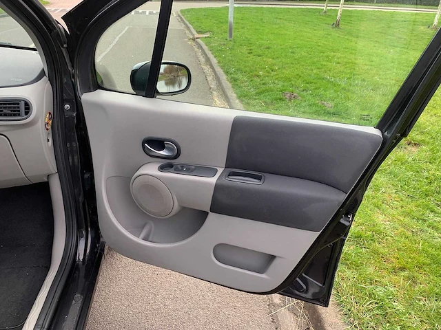 Renault modus 1.6 16v privilège luxe, 78-rb-df - afbeelding 9 van  22