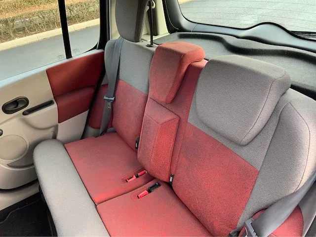 Renault modus personenauto - afbeelding 10 van  22