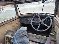 Renault mona stella sedan 1930 - afbeelding 15 van  18