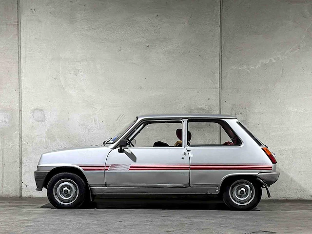 Renault r5 tl 3-deurs 45pk 1983, s-440-lj - afbeelding 7 van  39