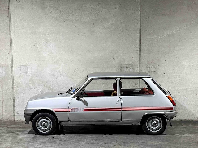 Renault r5 tl 3-deurs 45pk 1983, s-440-lj - afbeelding 8 van  39