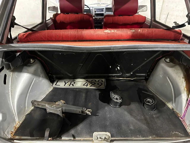 Renault r5 tl 3-deurs 45pk 1983, s-440-lj - afbeelding 22 van  39