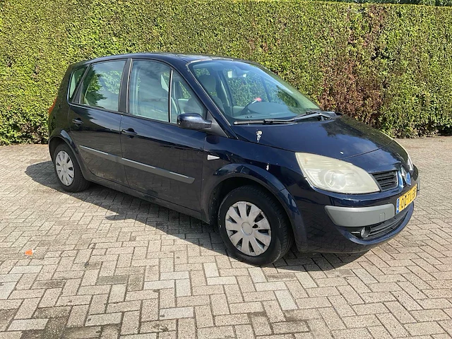 Renault scénic 02-tl-bp - afbeelding 1 van  29