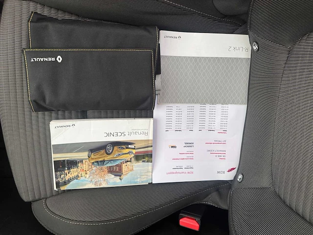 Renault scénic 1.3 tce zen; sk-408-h - afbeelding 8 van  16