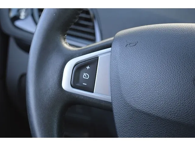 Renault scénic 1.4 tce bose | jk-985-r | 2012 | volledige historie | - afbeelding 2 van  33