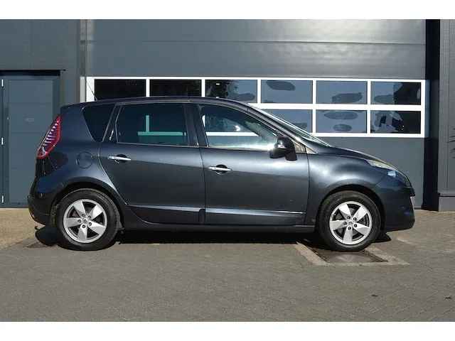 Renault scénic 1.4 tce bose | jk-985-r | 2012 | volledige historie | - afbeelding 7 van  33