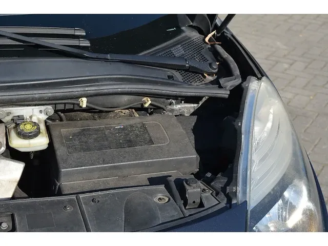Renault scénic 1.4 tce bose | jk-985-r | 2012 | volledige historie | - afbeelding 13 van  33