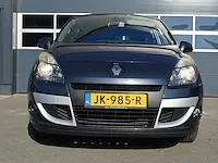 Renault scénic 1.4 tce bose | jk-985-r | 2012 | volledige historie | - afbeelding 26 van  33