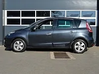 Renault scénic 1.4 tce bose | jk-985-r | 2012 | volledige historie | - afbeelding 29 van  33