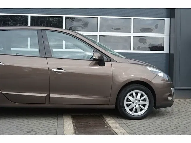 Renault scénic 1.4 tce privilege | 1-xbh-15 | 2010 | volledige historie | - afbeelding 5 van  43