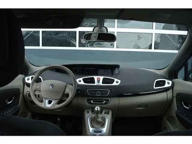 Renault scénic 1.4 tce privilege | 1-xbh-15 | 2010 | volledige historie | - afbeelding 9 van  43