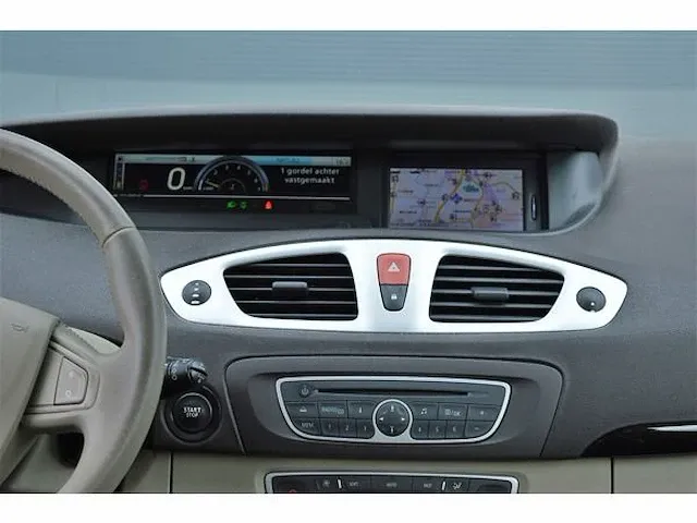 Renault scénic 1.4 tce privilege | 1-xbh-15 | 2010 | volledige historie | - afbeelding 10 van  43