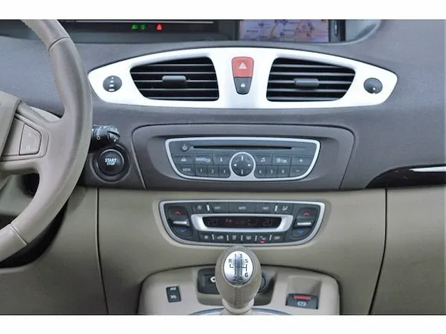 Renault scénic 1.4 tce privilege | 1-xbh-15 | 2010 | volledige historie | - afbeelding 11 van  43