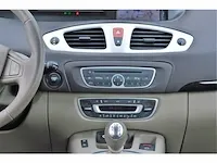 Renault scénic 1.4 tce privilege | 1-xbh-15 | 2010 | volledige historie | - afbeelding 11 van  43